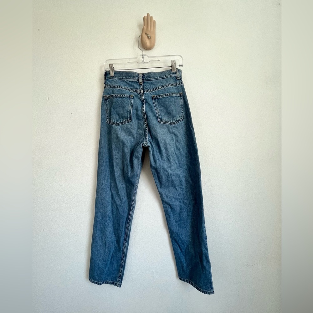 Vintage light wash L.L. Bean jeans Size: 6 - Picture 4 of 4